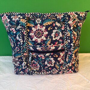 Vera Bradley 'Home to Hogwarts' Shoulder Bag